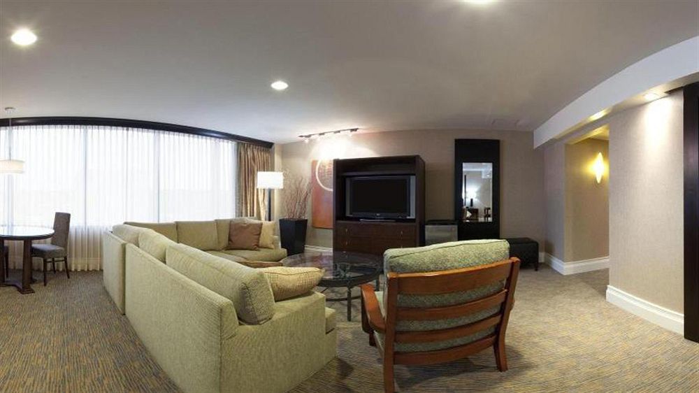 Hotel Doubletree By Hilton Billings Exterior foto